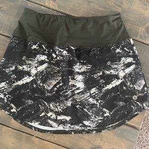 Baleaf Women’s Athletic Skort NWT size Medium